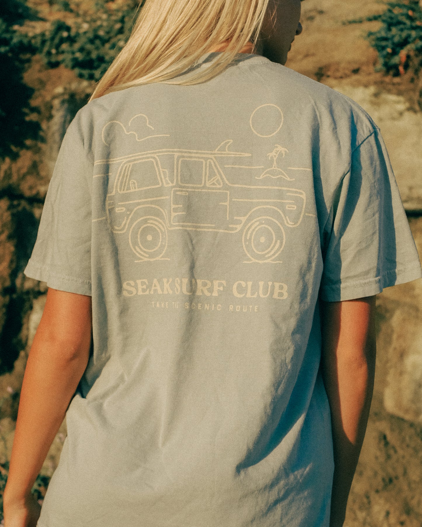 SEAK SURF CLUB TEE