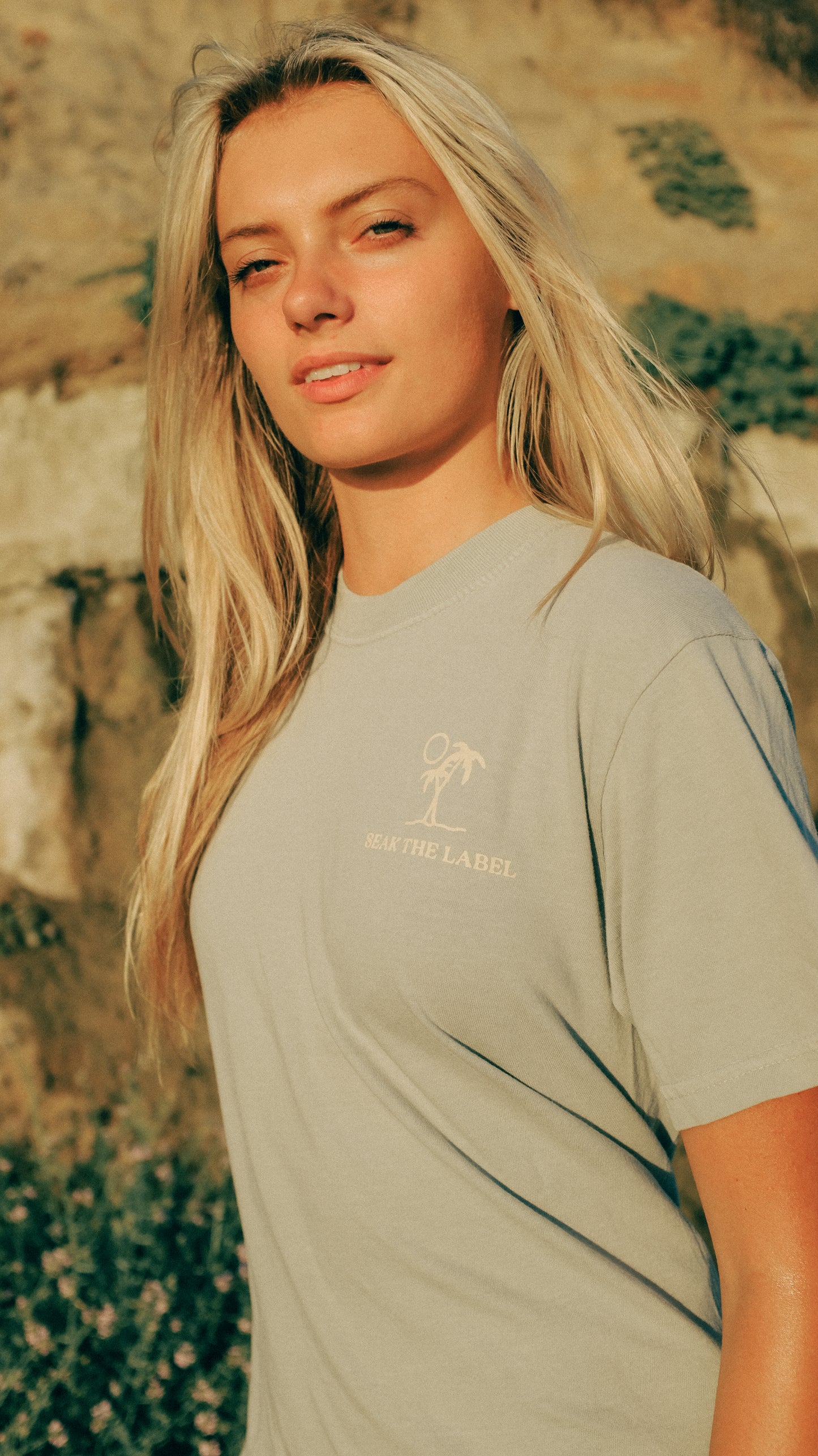 SEAK SURF CLUB TEE